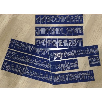 České písmo ADAM HOT vyřezané